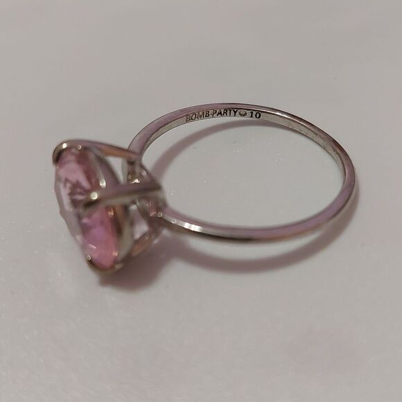 Bomb Party Size 10 Silver Tone Pink Crystal Ring - Picture 2 of 6